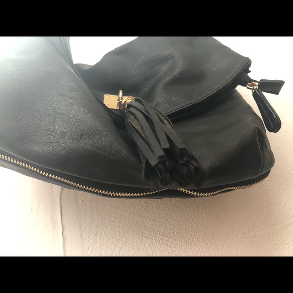 Black and gold cross body/ shoulder bag - Picture 6 of 8